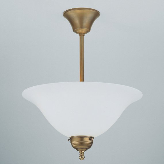 Deckenlampe in Berliner Messing mit opalweiem Glasschirm