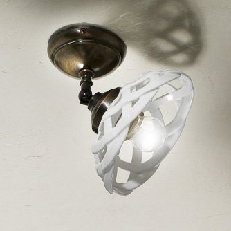 Italienische Deckenlampe im Landhausstil