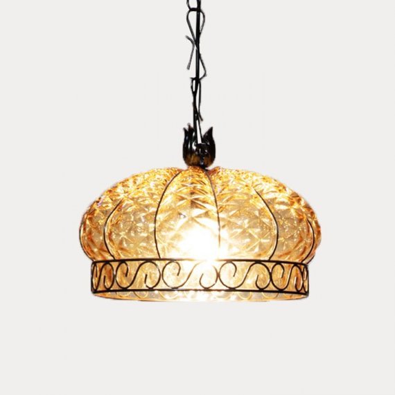 Hngelampe mit groem Schirm aus gewelltem Amberglas